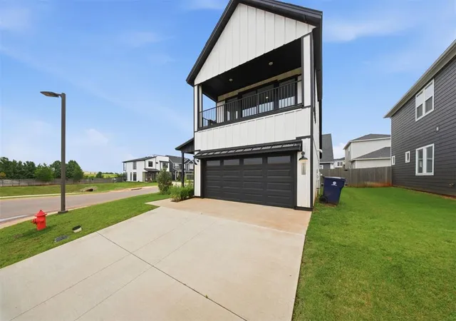 Photo 3 of Single family home for sale at 2520 Nw 132nd Place, Oklahoma City, OK 73120 | MLS# 1230349 | Listing updated on 2026-08-05