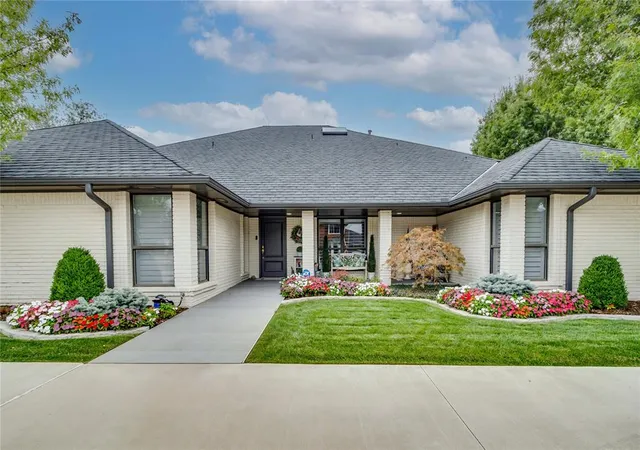 Photo 3 of Single family home for sale at 8100 Sunkist Ln, Bethany, OK 73008 | MLS# 1230384 | Listing updated on 2026-08-31