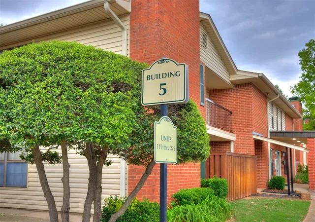 Homes for sale in Oklahoma City, OK | 4400 Hemingway Dr #219, Oklahoma City, OK 73118 | MLS# 1230393