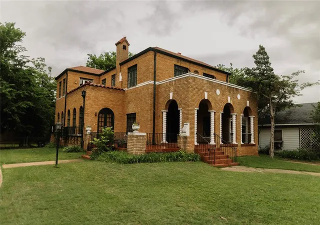 Photo 1 of Single family home for sale at 1224 W Minnesota Ave, Chickasha, OK 73018 | MLS# 1230434 | Listing updated on 2026-09-12