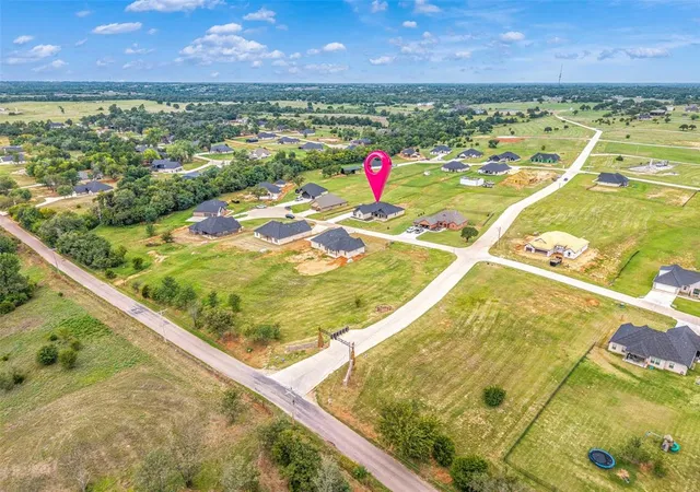 Homes for sale in Blanchard, OK | 2436 Canyon Cir, Blanchard, OK 73010 | MLS# 1230455