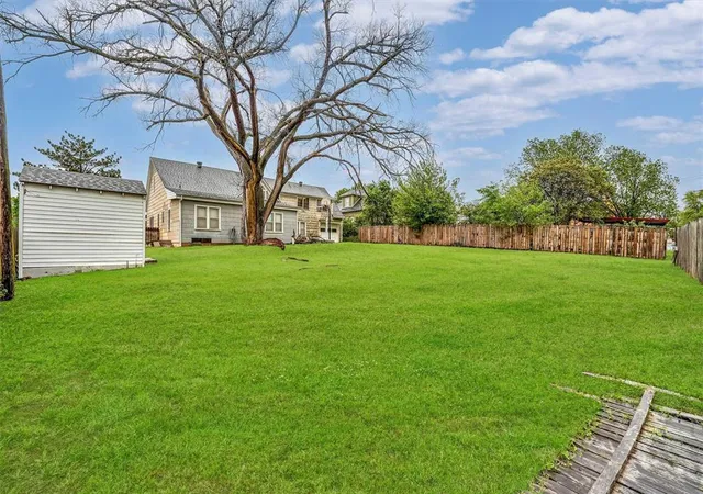 Homes for sale in Sayre, OK | 406 N 4th St, Sayre, OK 73662 | MLS# 1230472