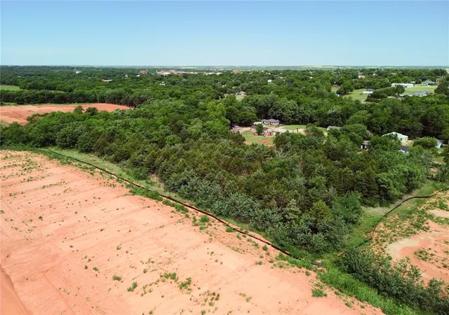 2nd image of Elmwood Dr, Guthrie, OK 73044 | MLS# 1230488