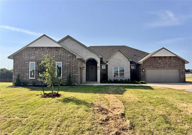 2nd image of 4084 Blue Ridge Ave, Norman, OK 73072 | MLS# 1230491
