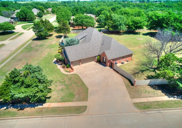 3rd image of 1350 E Angel Fire Ter, Mustang, OK 73064 | MLS# 1230586