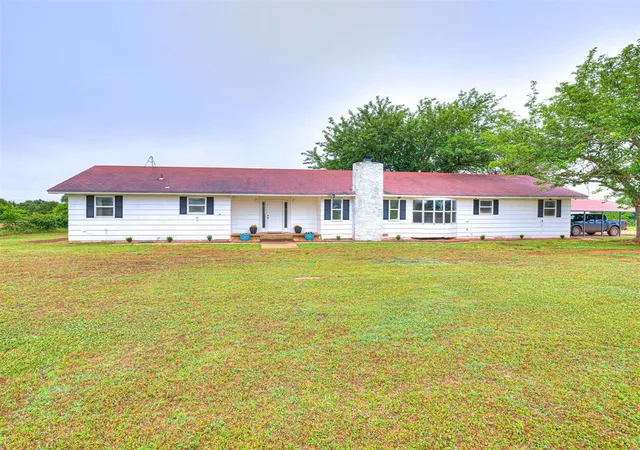 Homes for sale in Chandler, OK | 339173 E 950 Rd, Chandler, OK 74834 | MLS# 1230594