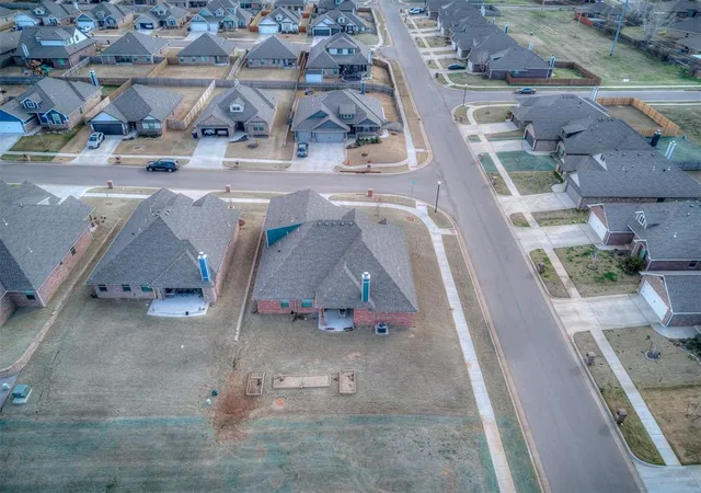 Photo 3 of Single family home for sale at 9321 Nw 90th Street, Yukon, OK 73099 | MLS# 1230608 | Listing updated on 2026-07-21
