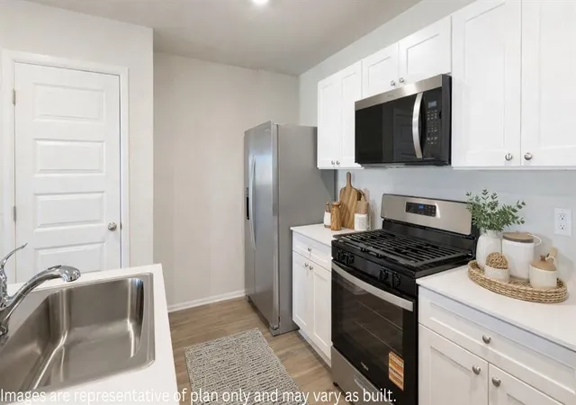 3rd image of 3112 Buffalo Farms Blvd, Oklahoma City, OK 73179 | MLS# 1230635