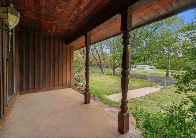 Photo 3 of Sale Pending at 925 S Falcon Rd, Elk City, OK 73644 | MLS# 1230664 | Listing updated on 2026-10-02