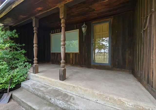 Photo 3 of Sale Pending at 925 S Falcon Rd, Elk City, OK 73644 | MLS# 1230664 | Listing updated on 2026-10-02