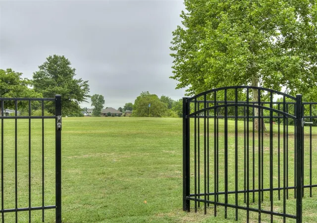 Photo 3 of Sale Pending at 11017 NW 116th Street, Yukon, OK 73099 | MLS# 1230666 | Listing updated on 2026-08-30