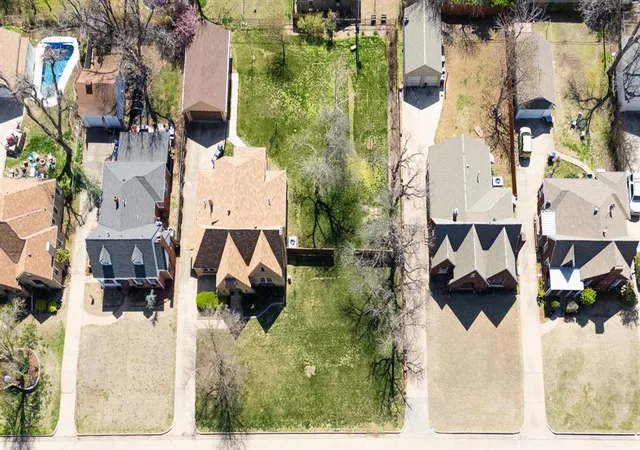 3rd image of 2216 Nw 27Th St, Oklahoma City, OK 73107 | MLS# 1230684