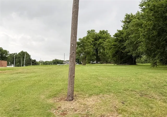 2nd image of 000 E Georgia Ave, Chickasha, OK 73018 | MLS# 1230719
