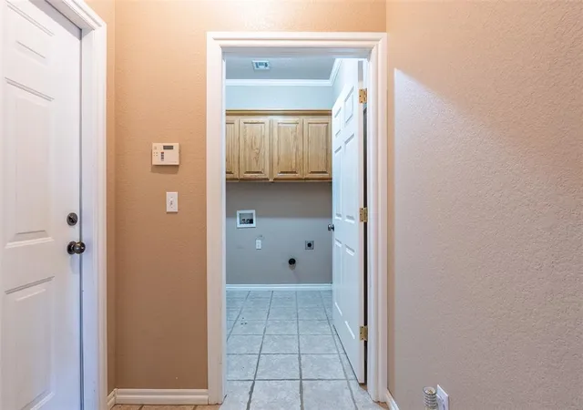 Photo 4 of Single family home for sale at 1603 Windmill Ridge Dr, Shawnee, OK 74804 | MLS# 1230760 | Listing updated on 2026-09-30