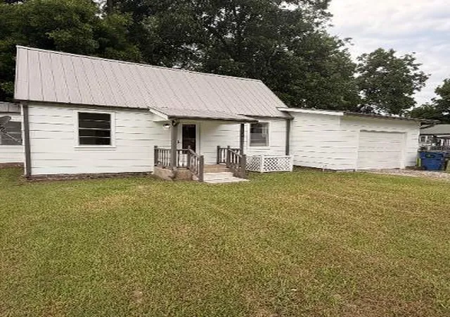 Homes for sale in Wynnewood, OK | 408 S Hammack Ave, Wynnewood, OK 73098 | MLS# 1230775