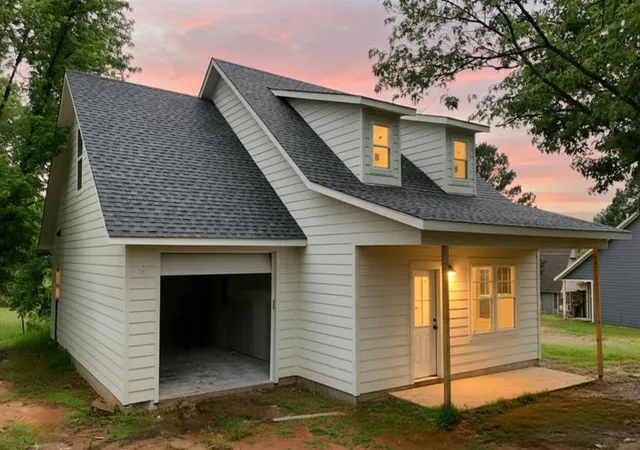 1st image of 1867 Rockford Dr, Eufaula, OK 74432 | MLS# 1230778