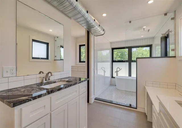 Photo 4 of Single family home for sale at 1138 NW 40th Street, Oklahoma City, OK 73118 | MLS# 1230816 | Listing updated on 2026-07-08