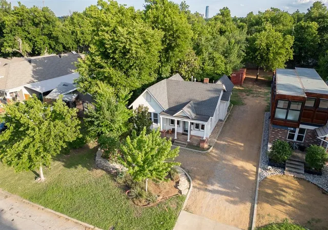 Photo 5 of Single family home for sale at 1134 NW 40th Street, Oklahoma City, OK 73118 | MLS# 1230823 | Listing updated on 2026-07-22