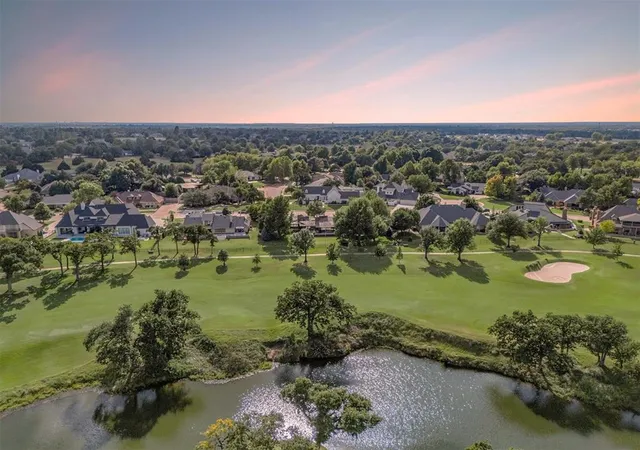 Photo 2 of Single family home for sale at 1205 Oak Tree Dr, Edmond, OK 73025 | MLS# 1230837 | Listing updated on 2026-08-04