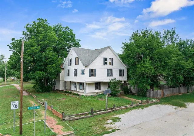 1st image of 602 N Wentz St, Guthrie, OK 73044 | MLS# 1230840