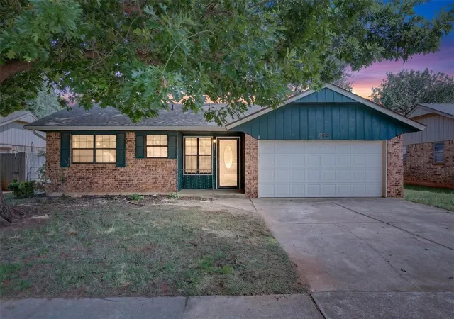 Photo 3 of Single family home for sale at 644 W Forster Dr, Mustang, OK 73064 | MLS# 1230879 | Listing updated on 2026-09-01