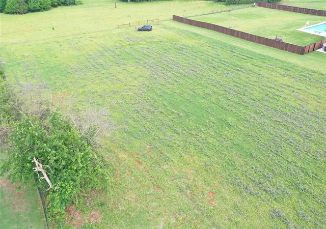 Photo 1 of Land for sale at 15 Red Ridge Dr, Blanchard, OK 73010 | MLS# 1230884 | Listing updated on 2026-09-14