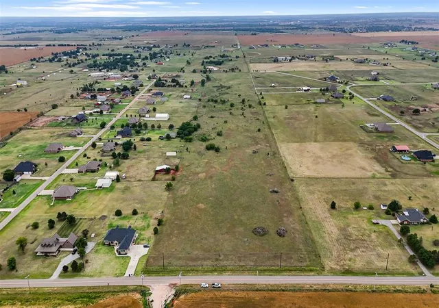 Photo 4 of Land for sale at 814 NE Ash Rd, Piedmont, OK 73078 | MLS# 1230902 | Listing updated on 2026-05-24