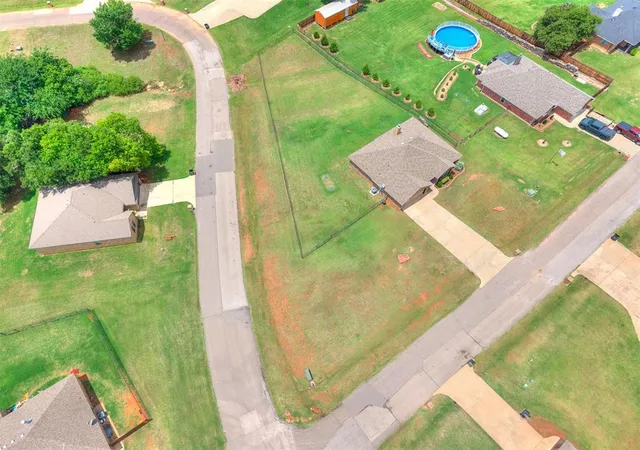 2nd image of 11487 Stonecrest, Guthrie, OK 73044 | MLS# 1230909