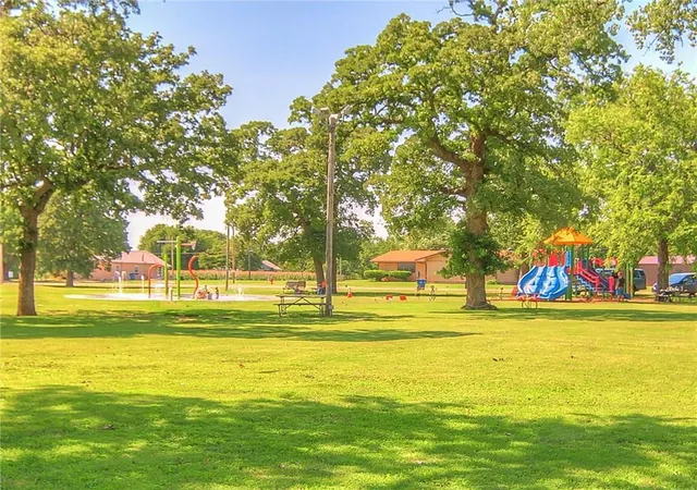 Homes for sale in Crescent, OK | 703 W Adams St, Crescent, OK 73028 | MLS# 1230923