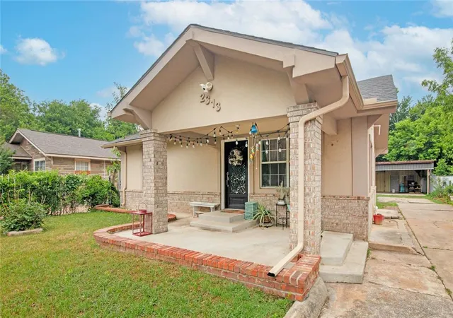 Homes for sale in Oklahoma City, OK | 2313 Sw 24Th St, Oklahoma City, OK 73108 | MLS# 1230936