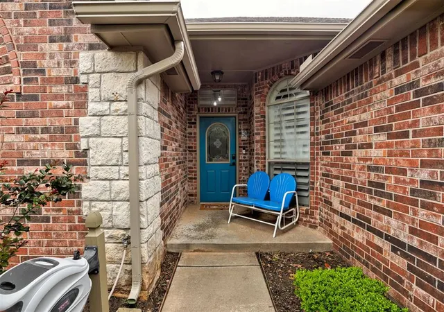Photo 3 of Single family home for sale at 16120 Rim Rd, Edmond, OK 73013 | MLS# 1230945 | Listing updated on 2026-08-26