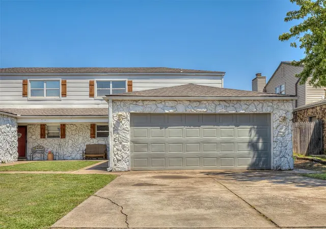 Photo 1 of Sale Pending at 3513 Wynn Cir, Edmond, OK 73013 | MLS# 1230948 | Listing updated on 2026-09-12