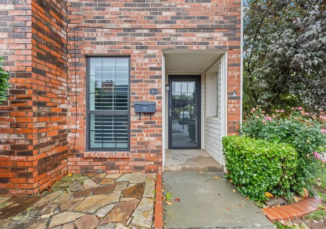 Homes for sale in Oklahoma City, OK | 6325 N Villa Ave #115, Oklahoma City, OK 73112 | MLS# 1230952