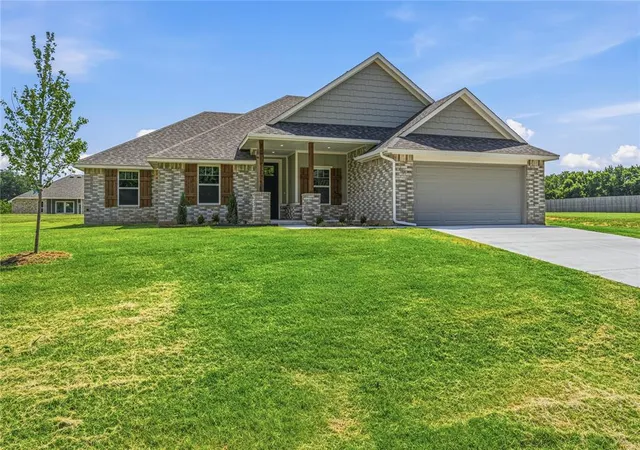 Homes for sale in Noble, OK | 9295 Whitetail Trl, Noble, OK 73068 | MLS# 1230976