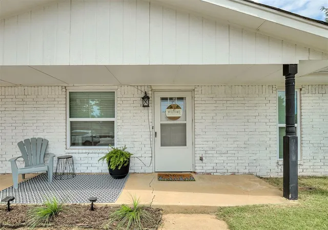 Homes for sale in Noble, OK | 705 Willis St, Noble, OK 73068 | MLS# 1231005
