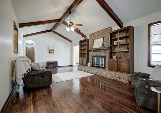 Photo 3 of Single family home for sale at 11020 Coachmans Rd, Yukon, OK 73099 | MLS# 1231033 | Listing updated on 2026-09-18
