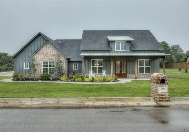 1st image of 1880 Shaylee Ln, Choctaw, OK 73020 | MLS# 1231038