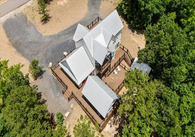 Photo 3 of Single family home for sale at 1408 N Lukfata Trl, Broken Bow, OK 74728 | MLS# 1231058 | Listing updated on 2026-08-19