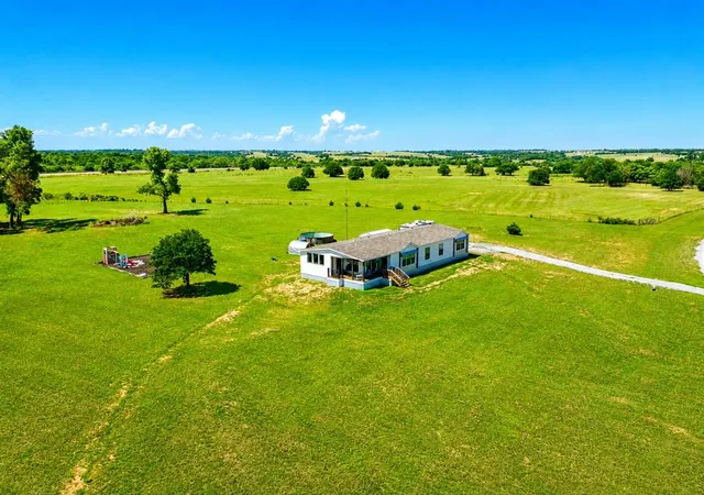 4th image of 541 County Road 1428, Ninnekah, OK 73067 | MLS# 1231064
