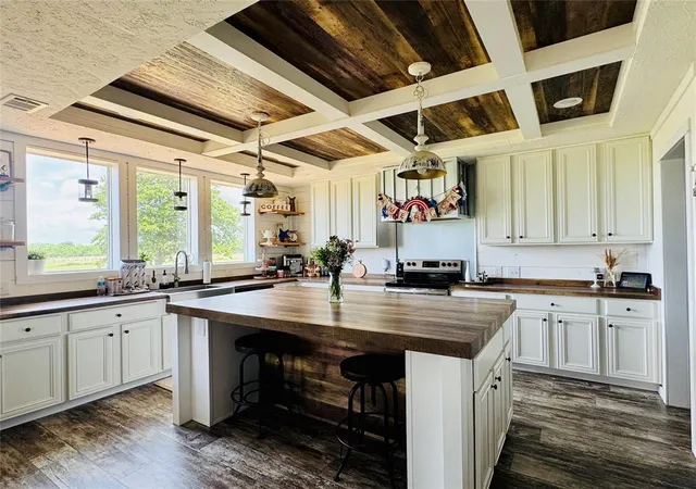 Photo 4 of Single family home for sale at 541 County Rd 1428, Ninnekah, OK 73067 | MLS# 1231064 | Listing updated on 2026-09-16