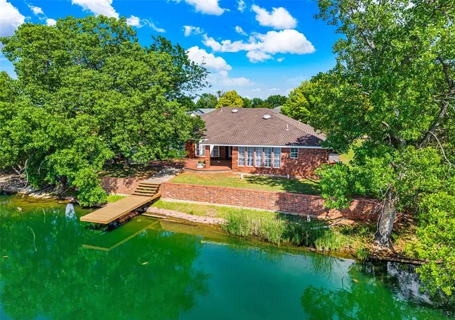 4th image of 2102 Lakewood, Chickasha, OK 73018 | MLS# 1231106