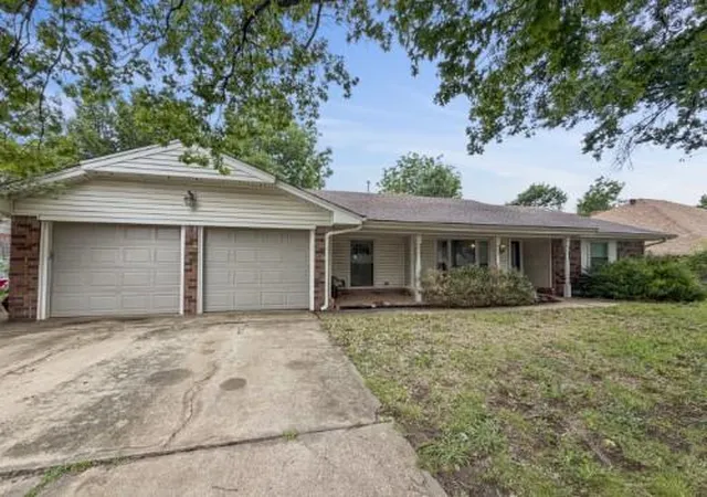 Photo 1 of Single Family Residence at 2424 NW 120th Street, Oklahoma City, OK 73120 | MLS# 1231123 | | Sold on 2026-06-30