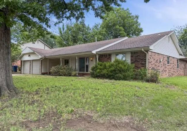 Photo 2 of Single Family Residence at 2424 NW 120th Street, Oklahoma City, OK 73120 | MLS# 1231123 | | Sold on 2026-06-30