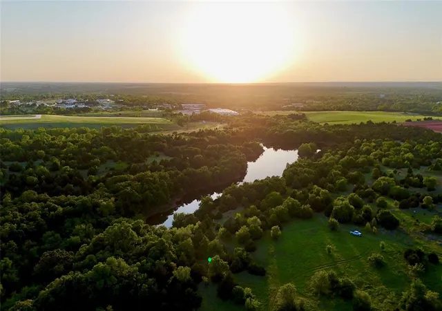 Photo 3 of Sale Pending at 1 S Pine, Guthrie, OK 73044 | MLS# 1231174 | Listing updated on 2026-06-06