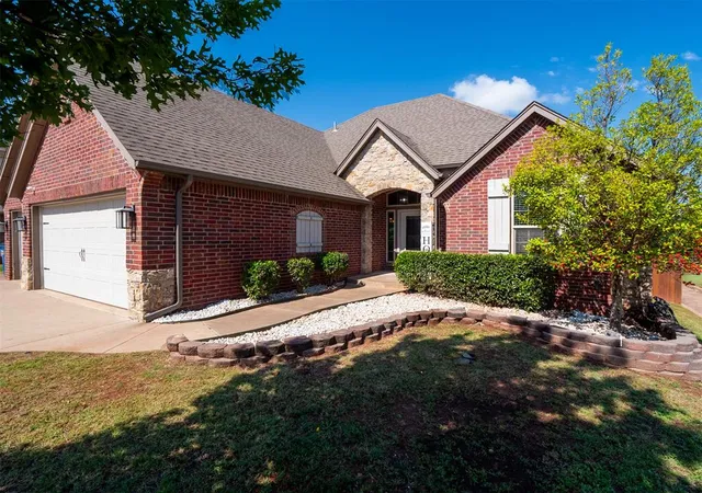 3rd image of 1513 N Savannah Ter, Mustang, OK 73064 | MLS# 1231197