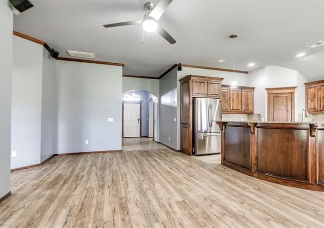 4th image of 3404 Paul Dr, Moore, OK 73160 | MLS# 1231200