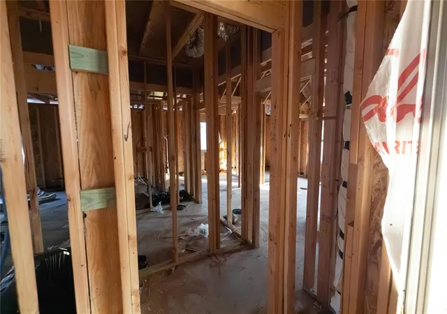 Photo 4 of Single family home for sale at 16137 Verbena Cir, Edmond, OK 73013 | MLS# 1231219 | Listing updated on 2026-08-19