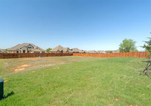 Homes for sale in Oklahoma City, OK | 3904 Hunter Glen Dr, Oklahoma City, OK 73179 | MLS# 1231232