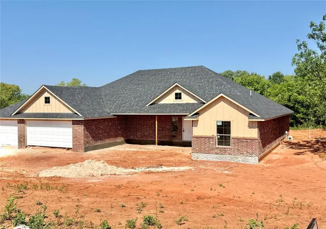 8th image of 1988 Twin Spires Trl, Blanchard, OK 73010 | MLS# 1231233