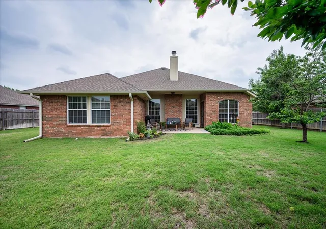 Photo 3 of Single family home for sale at 2912 Astor Dr, Norman, OK 73072 | MLS# 1231236 | Listing updated on 2026-09-02